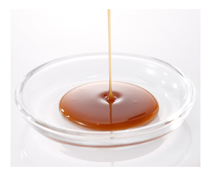 ガラス皿に垂らすドットわんスープ